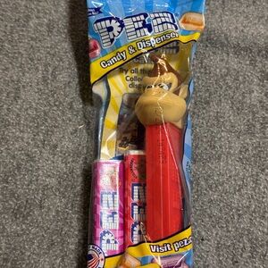 PEZ Donkey Kong Candy Dispenser - Red